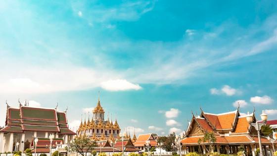 Chao Phraya & Wat Arun Twilight Walk